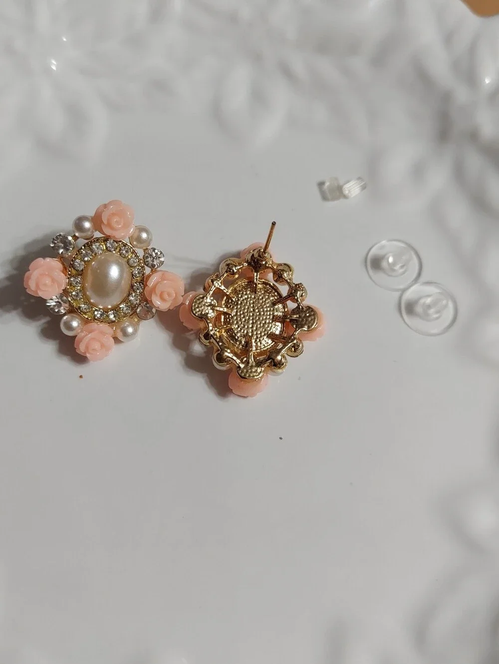 Textured Gold Tone/Peach Roses, Faux Pearls & Faceted Cut Crystal Earrings